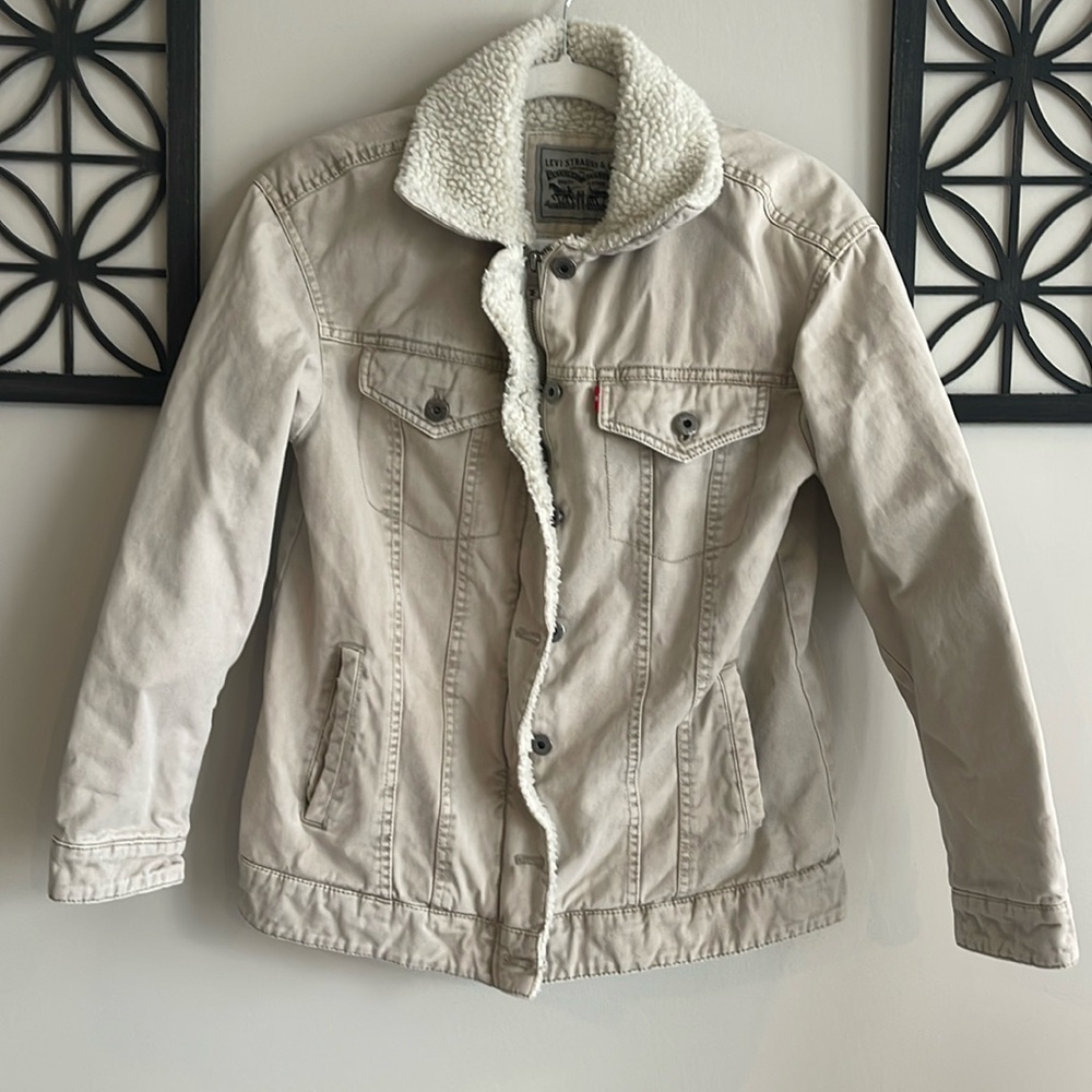 Levi’s Sherpa Trucker Jacket Size XS